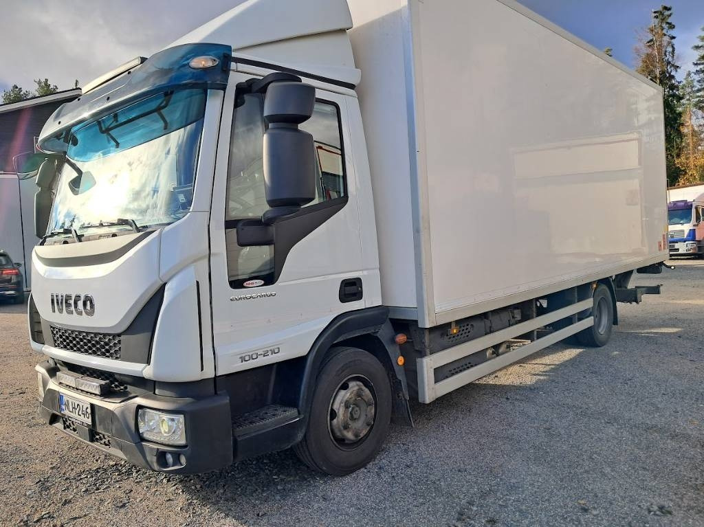 Iveco Eurocargo 100 E21 - Box truck: picture 1 Iveco Eurocargo 100 E21 - Box truck: picture 1