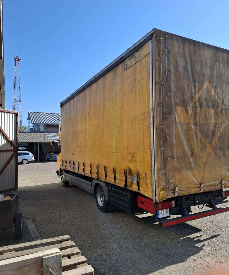 Mercedes-Benz Atego - Curtainsider truck: picture 4 Mercedes-Benz Atego - Curtainsider truck: picture 4