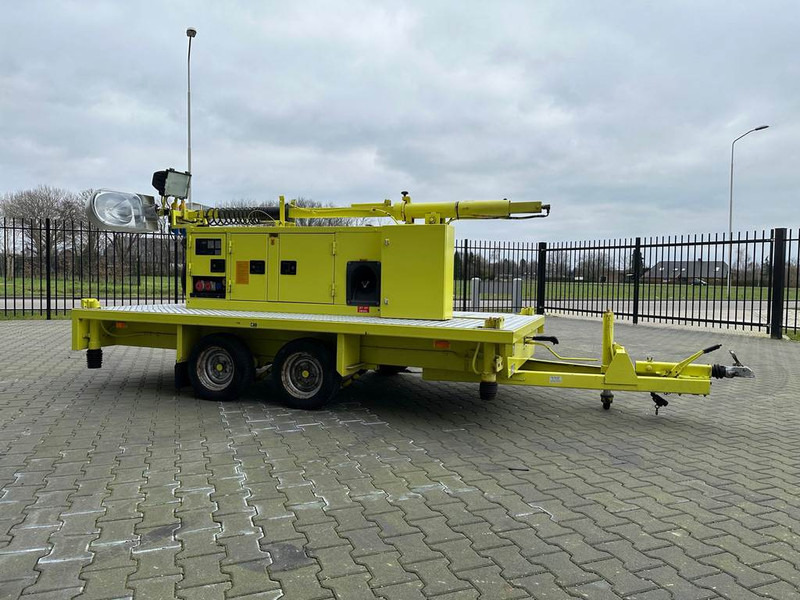 Atlas-Copco Unique generator with light pole on trailer! - Generator set: picture 3 Atlas-Copco Unique generator with light pole on trailer! - Generator set: picture 3
