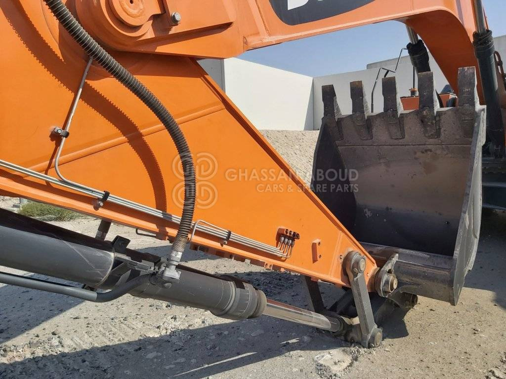 DOOSAN DX300 LCA – CRAWLER EXCAVATOR OPERATING WEIGHT 29.6 TON WITH 1.47 CBM BUCKET (HEAVY DUTY) SHOE 800MM TG MY2022 - Crawler excavator: picture 3 DOOSAN DX300 LCA – CRAWLER EXCAVATOR OPERATING WEIGHT 29.6 TON WITH 1.47 CBM BUCKET (HEAVY DUTY) SHOE 800MM TG MY2022 - Crawler excavator: picture 3