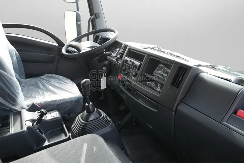 Cab chassis truck Isuzu FVR 13 Tons Payload 4x2 Chassis: picture 6