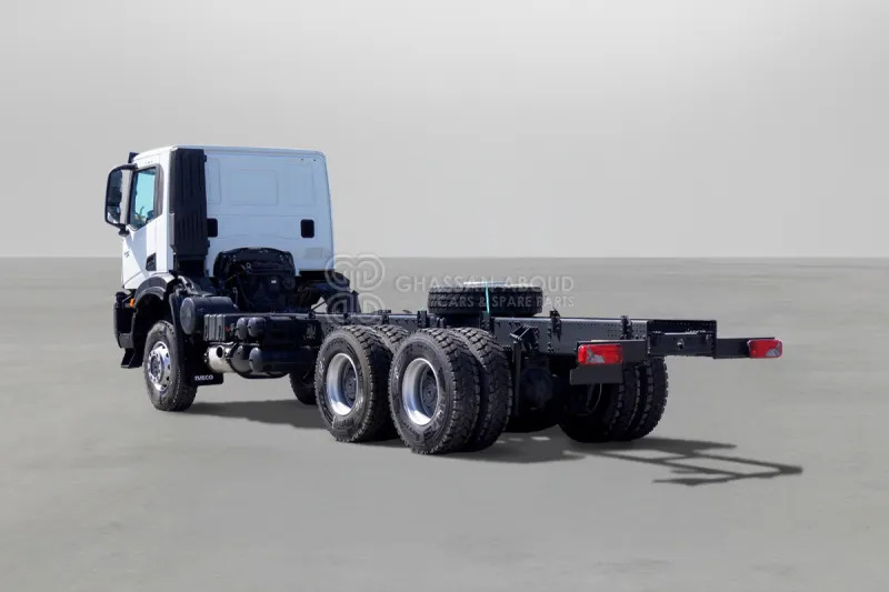Iveco T-WAY AD380T47H 6X6 R22.5 Tyres Chassis - Cab chassis truck: picture 3 Iveco T-WAY AD380T47H 6X6 R22.5 Tyres Chassis - Cab chassis truck: picture 3