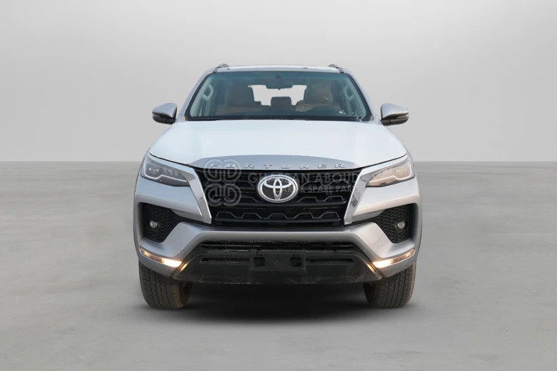 Toyota Fortuner  4x4 - SUV: picture 2 Toyota Fortuner  4x4 - SUV: picture 2