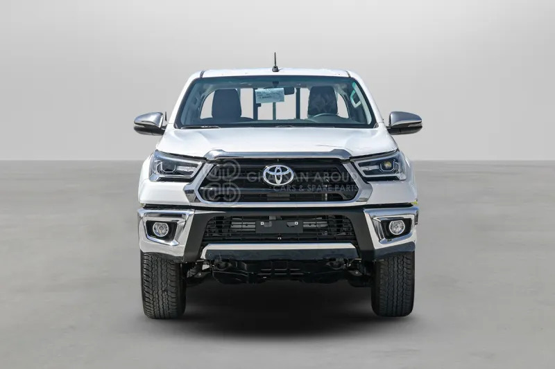 Toyota Hilux 4X4 Double Cabin - Pickup truck, Combi van: picture 2 Toyota Hilux 4X4 Double Cabin - Pickup truck, Combi van: picture 2