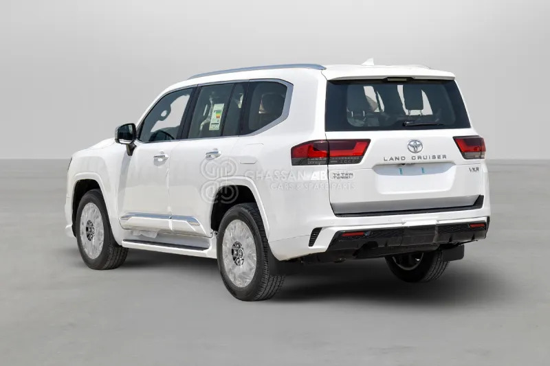 Toyota Land Cruiser 300 - SUV: picture 4 Toyota Land Cruiser 300 - SUV: picture 4