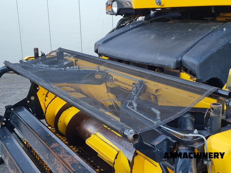 New Holland 300FP pick-up - Forage harvester attachment for Agricultural machinery: picture 5 New Holland 300FP pick-up - Forage harvester attachment for Agricultural machinery: picture 5