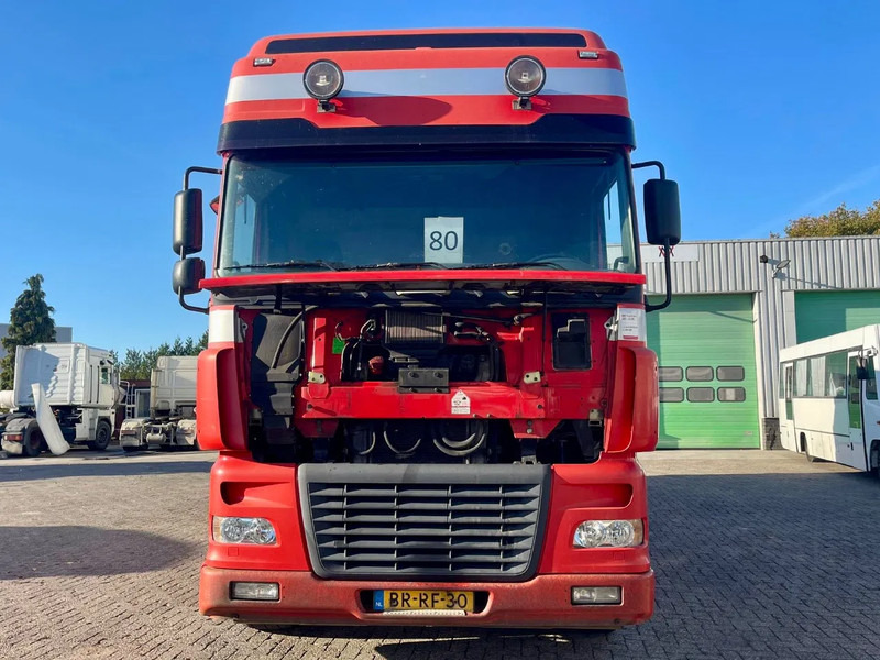 DAF XF 95.430 BERDEX 3 decks. Water, fans, Scales! Excellent condition. - Livestock truck: picture 4 DAF XF 95.430 BERDEX 3 decks. Water, fans, Scales! Excellent condition. - Livestock truck: picture 4