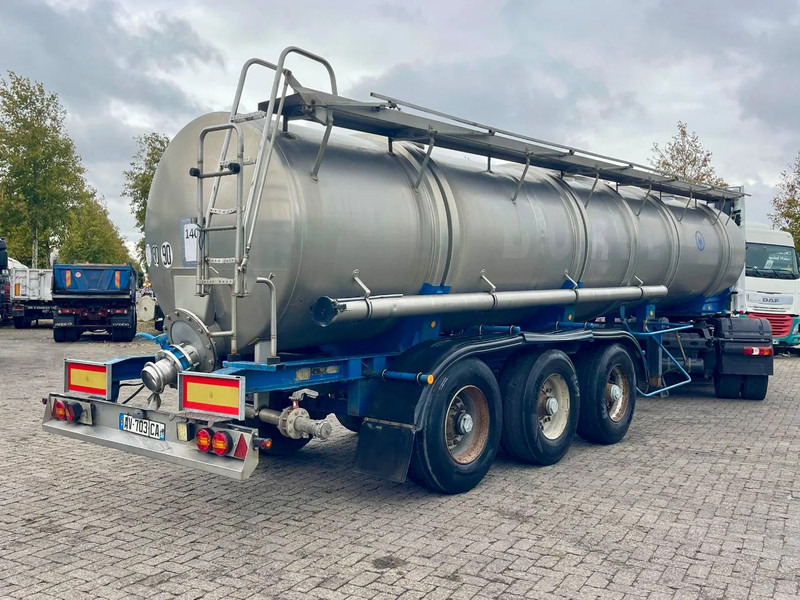 Magyar FOODS / WATER 28000 L, INOX, 1 COMP, spring susp, very good state! - Tank semi-trailer: picture 4 Magyar FOODS / WATER 28000 L, INOX, 1 COMP, spring susp, very good state! - Tank semi-trailer: picture 4