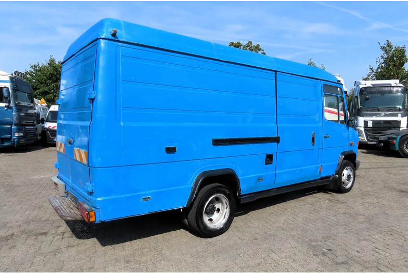 Mercedes-Benz Vario 812D - Panel van: picture 5 Mercedes-Benz Vario 812D - Panel van: picture 5