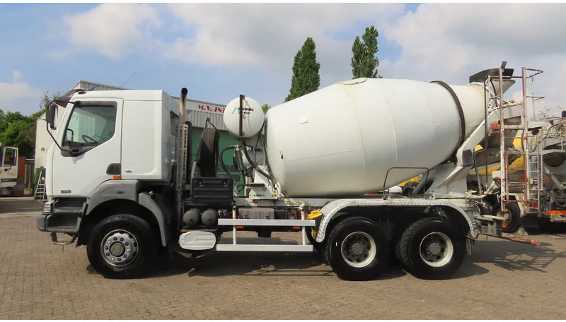 Renault Kerax 370 6X6! 10M3, FULL SPRIG. GREAT CONDITON! - Concrete mixer truck: picture 3 Renault Kerax 370 6X6! 10M3, FULL SPRIG. GREAT CONDITON! - Concrete mixer truck: picture 3
