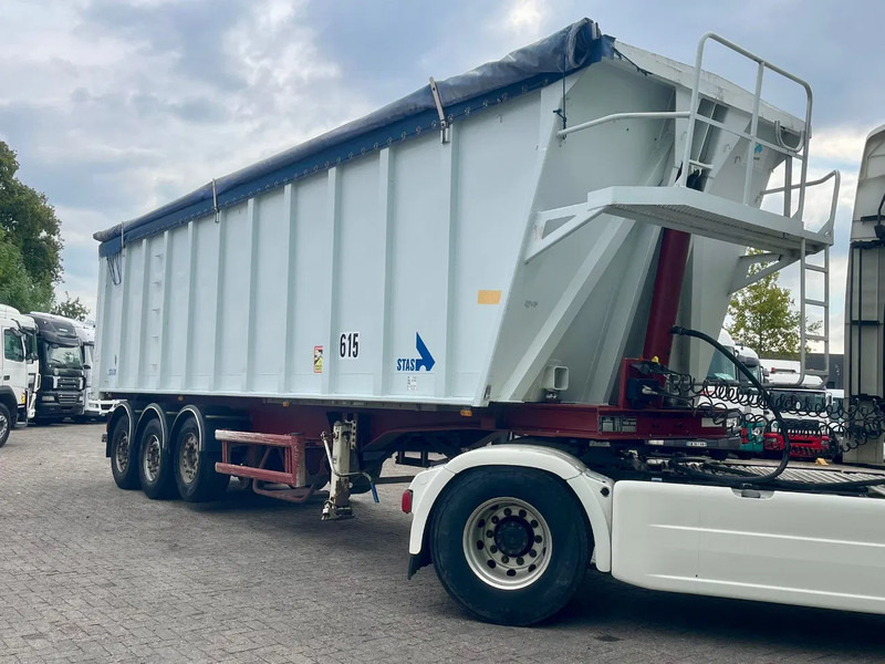 Stas TOP CONDITION 48m3, disc breaks, AIR SUSP, SAF AXLES! - Tipper semi-trailer: picture 2 Stas TOP CONDITION 48m3, disc breaks, AIR SUSP, SAF AXLES! - Tipper semi-trailer: picture 2