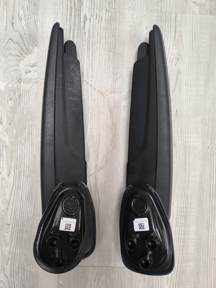 Scania NEXT GENERATION ARMRESTS Scania - Seat for Truck: picture 2 Scania NEXT GENERATION ARMRESTS Scania - Seat for Truck: picture 2