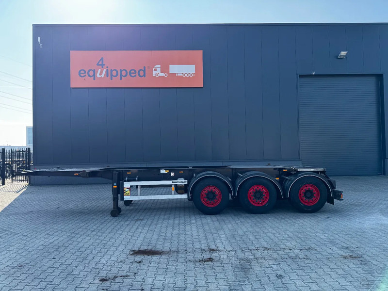 Burg 20FT/3-axles, SAF INTRADISC, ADR (EXII, EXII, FL, AT), 2x LIFTAXLE, NL-Chassis - Container transporter/ Swap body semi-trailer: picture 4 Burg 20FT/3-axles, SAF INTRADISC, ADR (EXII, EXII, FL, AT), 2x LIFTAXLE, NL-Chassis - Container transporter/ Swap body semi-trailer: picture 4