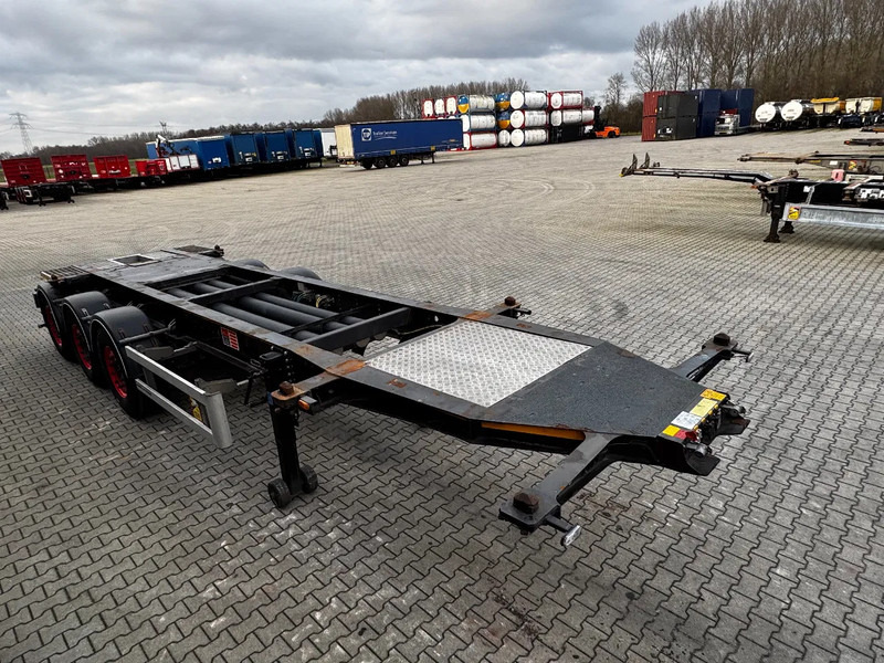 Burg 20FT ADR (EX/II, EX/III, FL, AT) Chassis, Leergewicht : 3.690kg, SAF INTRADISC, 2x Liftachse, NL-Chassis - Container transporter/ Swap body semi-trailer: picture 5 Burg 20FT ADR (EX/II, EX/III, FL, AT) Chassis, Leergewicht : 3.690kg, SAF INTRADISC, 2x Liftachse, NL-Chassis - Container transporter/ Swap body semi-trailer: picture 5