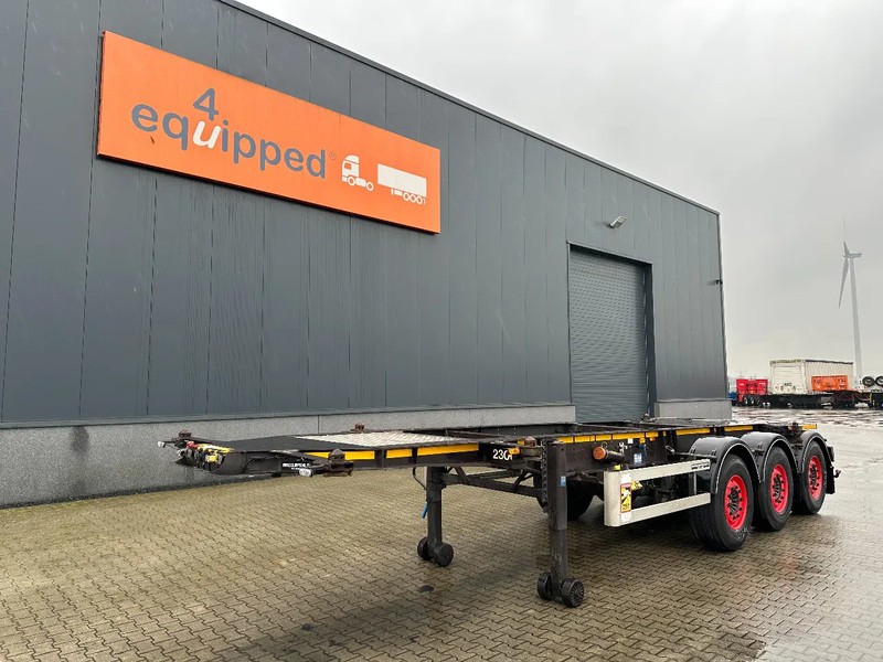 Container transporter/ Swap body semi-trailer Burg 20FT ADR (EX/II, EX/III, FL, AT), Leergewicht: 3.690kg, SAF INTRADISC, 2x Liftachse, ALCOA, NL-Chassis, APK/ADR: 02-2026: picture 1