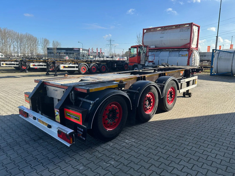 Burg 20FT ADR (EX/II, EX/III, FL, AT), Leergewicht : 3.690kg, SAF INTRADISC, 2x Liftachse, NL-Chassis - Container transporter/ Swap body semi-trailer: picture 4 Burg 20FT ADR (EX/II, EX/III, FL, AT), Leergewicht : 3.690kg, SAF INTRADISC, 2x Liftachse, NL-Chassis - Container transporter/ Swap body semi-trailer: picture 4