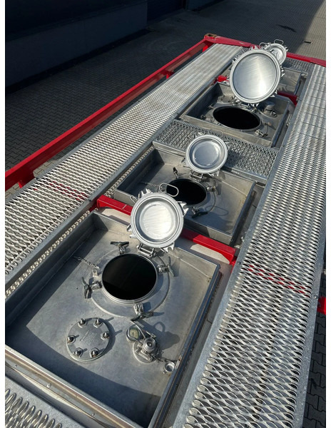 Storage tank for transportation of chemicals CIMC 20FT ISO, 25.080L/1-COMP/3 BAFFELS/4 covers, 5Y valid until 12/2026: picture 9
