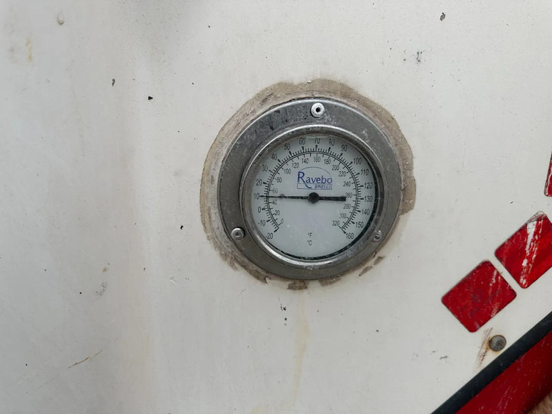 Storage tank for transportation of fuel SINGAMAS 20FT ISO, 26.000L/1-COMP/3 BAFFELS/3 manholes, 5Y inspection: 06/2027: picture 9