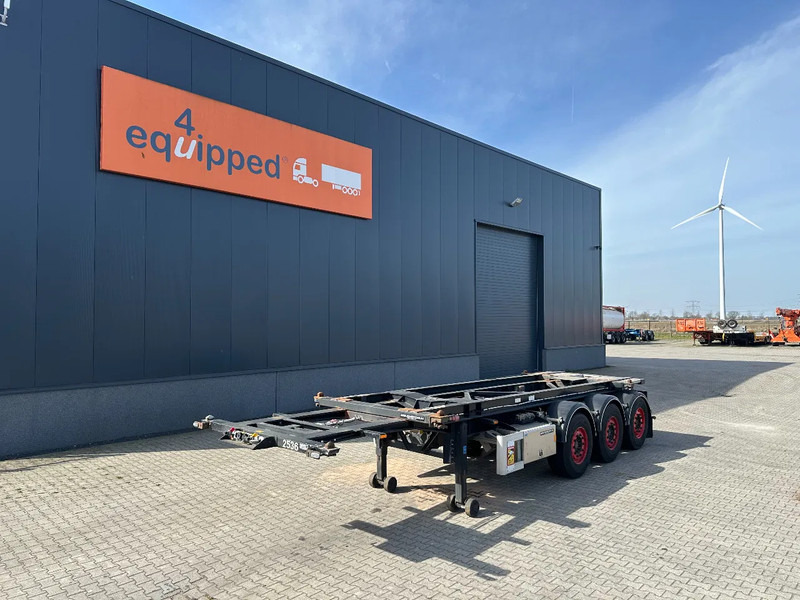 Van Hool 20FT Tipping-chassis, ADR (EX/II, EX/III, FL, AT), SAF, 2 liftaxles, APK/ADR: 10-2025 - Container transporter/ Swap body semi-trailer: picture 2 Van Hool 20FT Tipping-chassis, ADR (EX/II, EX/III, FL, AT), SAF, 2 liftaxles, APK/ADR: 10-2025 - Container transporter/ Swap body semi-trailer: picture 2