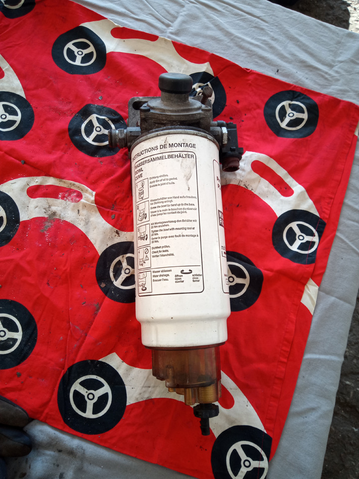 DAF XF106 - Fuel filter: picture 3 DAF XF106 - Fuel filter: picture 3