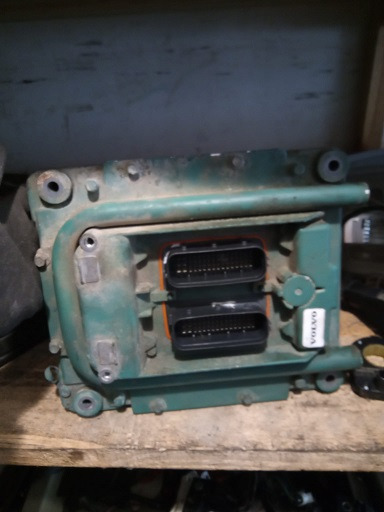 EDC VOLVO FH420 D13C420 20995620 20995620 P06 - ECU for Truck: picture 2 EDC VOLVO FH420 D13C420 20995620 20995620 P06 - ECU for Truck: picture 2