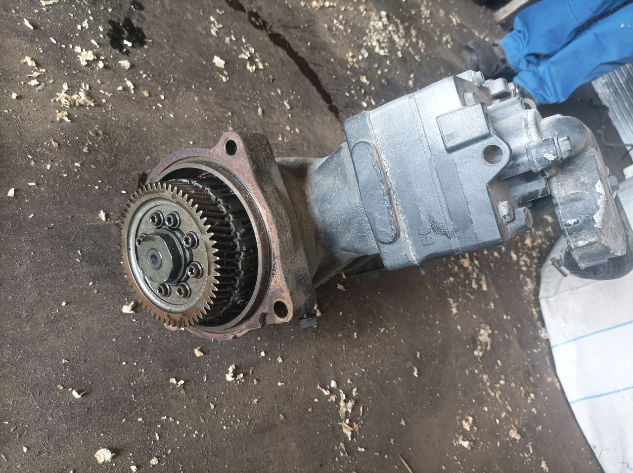 WABCO Scania - Air brake compressor: picture 3 WABCO Scania - Air brake compressor: picture 3