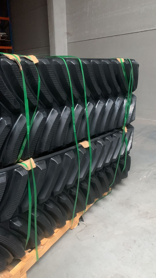 Rubber track for Challenger 35-45-55 - Track for Tracked tractor: picture 2 Rubber track for Challenger 35-45-55 - Track for Tracked tractor: picture 2