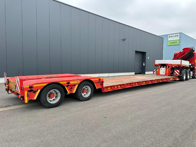 Faymonville 47.5T STBZ-2VA 8m (+5m50) LOWBED - TIEFBETT / REMOVABLE NECK - ABNEHMBARE SCHWANENHALS - HYDR STEERING AXLES / LENKACHSEN - SAF - Low loader semi-trailer: picture 3 Faymonville 47.5T STBZ-2VA 8m (+5m50) LOWBED - TIEFBETT / REMOVABLE NECK - ABNEHMBARE SCHWANENHALS - HYDR STEERING AXLES / LENKACHSEN - SAF - Low loader semi-trailer: picture 3