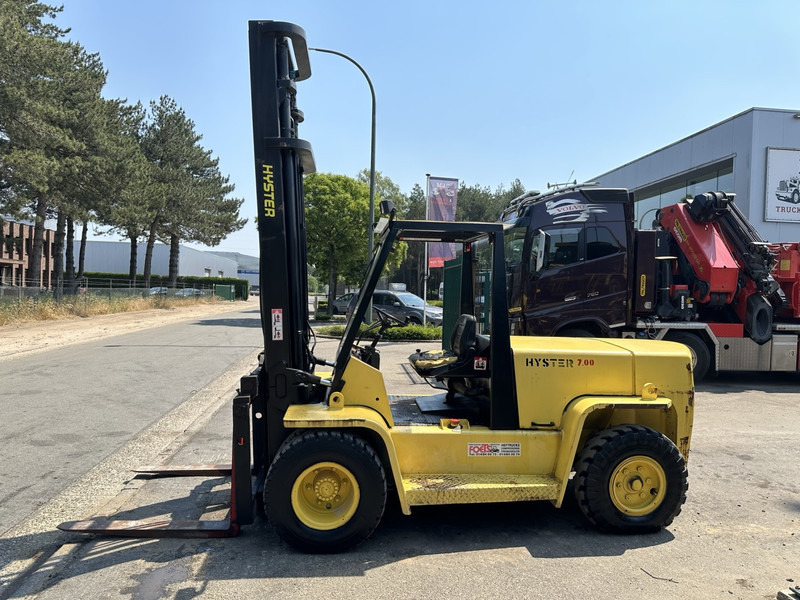 Hyster H 7.00 XL 7.0T - 5400mm - SIDESHIFT - PERKINS 4 CYLINDER - Diesel forklift: picture 5 Hyster H 7.00 XL 7.0T - 5400mm - SIDESHIFT - PERKINS 4 CYLINDER - Diesel forklift: picture 5