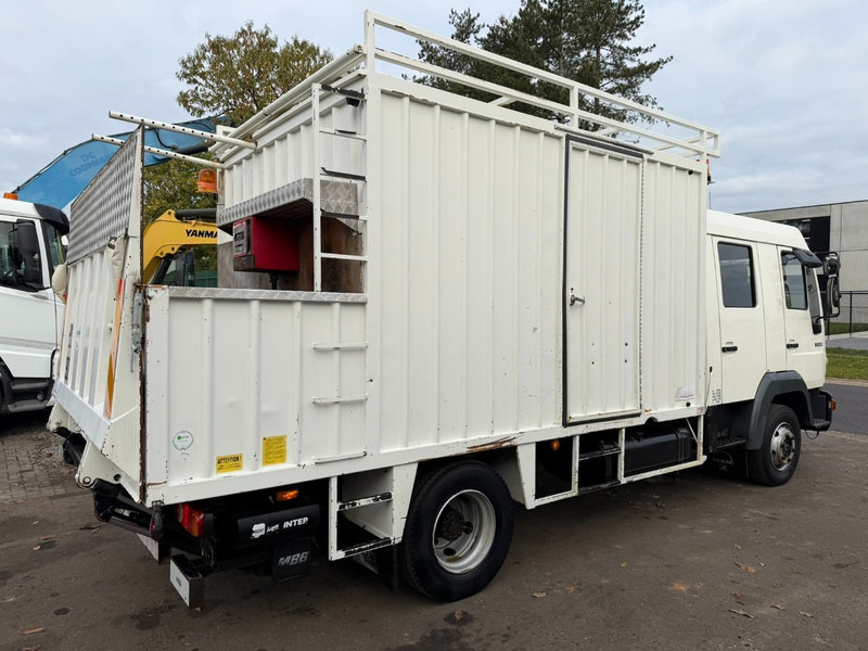 MAN 10.225 LC CLOSED BOX / KOFFER - DOKA - MANUAL GEARBOX - *344.000km* - STEEL SPRING / BLATT / LAMES - BE TRUCK - Box truck: picture 5 MAN 10.225 LC CLOSED BOX / KOFFER - DOKA - MANUAL GEARBOX - *344.000km* - STEEL SPRING / BLATT / LAMES - BE TRUCK - Box truck: picture 5