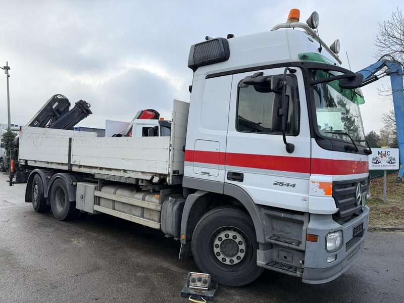 Mercedes-Benz ACTROS 2544 6x2 MP2 + CRANE ATLAS 165.2E (3x HYDR) - RADIO - *FULL AIR* - LIFT + STEERING AXLE - *299.000km* - PLATFORM 6m50 - Crane truck: picture 2 Mercedes-Benz ACTROS 2544 6x2 MP2 + CRANE ATLAS 165.2E (3x HYDR) - RADIO - *FULL AIR* - LIFT + STEERING AXLE - *299.000km* - PLATFORM 6m50 - Crane truck: picture 2