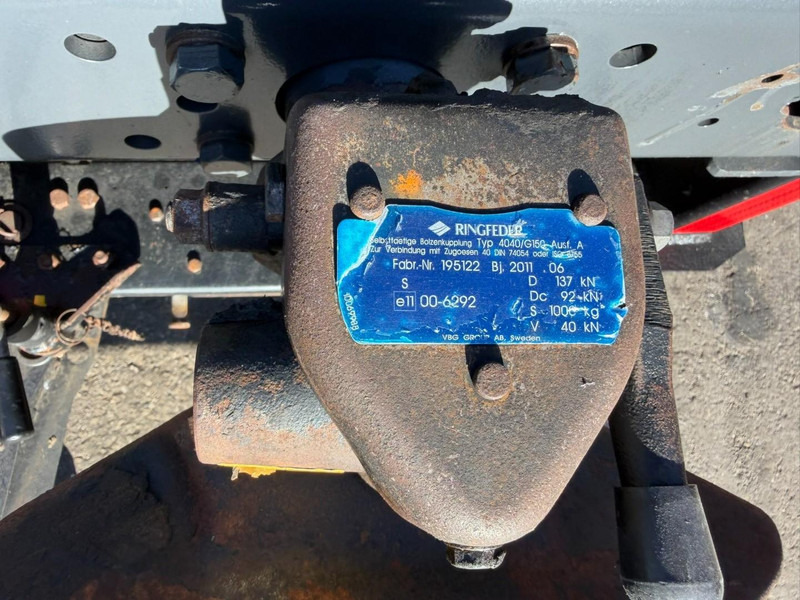 Hook lift truck Scania P400 6x4 ABROLLKIPPER + KRAN PALFINGER PK9001 EH - RETARDER - 5/6F + ROTATOR + RADIO - WB 3m90 - EURO 5 - HUB REDUCTION / SPRING - BE TRUCK: picture 20 Hook lift truck Scania P400 6x4 ABROLLKIPPER + KRAN PALFINGER PK9001 EH - RETARDER - 5/6F + ROTATOR + RADIO - WB 3m90 - EURO 5 - HUB REDUCTION / SPRING - BE TRUCK: picture 20