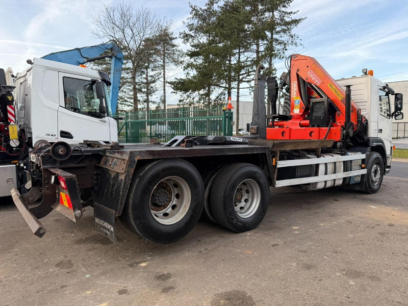 Hook lift truck, Crane truck Volvo FM 400 6x2 HOOKLIFT + CRANE PALFINGER PK 15500 B (2x) - 5/6 F - MANUAL - EURO 4 - BE TRUCK: picture 8 Hook lift truck, Crane truck Volvo FM 400 6x2 HOOKLIFT + CRANE PALFINGER PK 15500 B (2x) - 5/6 F - MANUAL - EURO 4 - BE TRUCK: picture 8
