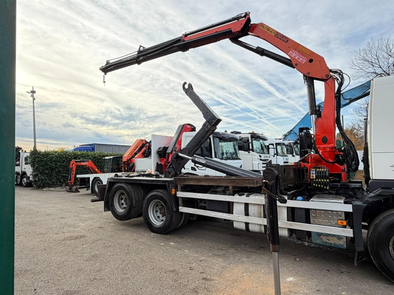 Hook lift truck, Crane truck Volvo FM 400 6x2 HOOKLIFT + CRANE PALFINGER PK 15500 B (2x) - 5/6 F - MANUAL - EURO 4 - BE TRUCK: picture 19 Hook lift truck, Crane truck Volvo FM 400 6x2 HOOKLIFT + CRANE PALFINGER PK 15500 B (2x) - 5/6 F - MANUAL - EURO 4 - BE TRUCK: picture 19