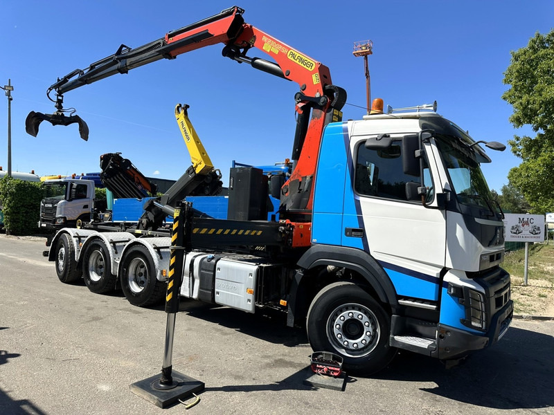 Volvo FMX 460 8x4 TRIDEM HOOKLIFT + CRANE PK 23002 SH + GRABBER / ROTATOR - EURO 6 - LIFT + STEERING AXLE - *374.000km* - EXT BUMPER - Hook lift truck, Crane truck: picture 1 Volvo FMX 460 8x4 TRIDEM HOOKLIFT + CRANE PK 23002 SH + GRABBER / ROTATOR - EURO 6 - LIFT + STEERING AXLE - *374.000km* - EXT BUMPER - Hook lift truck, Crane truck: picture 1