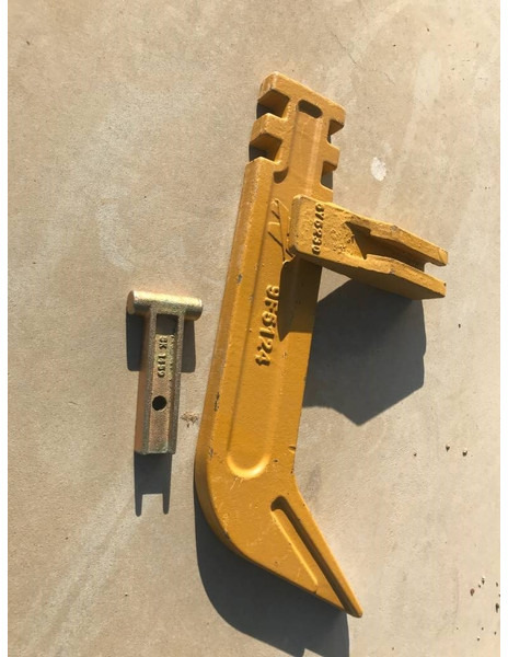 Cat 120H / 120M / 140H / 140M / 160H / 160M Scarifier - Attachment for Construction machinery: picture 2 Cat 120H / 120M / 140H / 140M / 160H / 160M Scarifier - Attachment for Construction machinery: picture 2