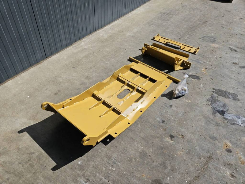 Cat 140M2 - Attachment for Construction machinery: picture 4 Cat 140M2 - Attachment for Construction machinery: picture 4