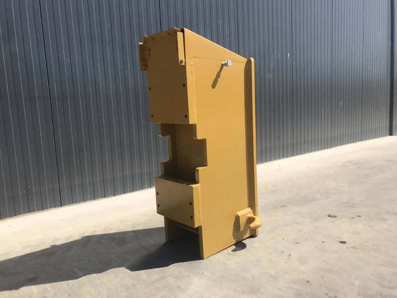 Cat 160H - Attachment for Construction machinery: picture 3 Cat 160H - Attachment for Construction machinery: picture 3