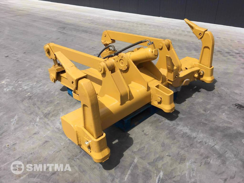 Cat D6M - Attachment for Construction machinery: picture 2 Cat D6M - Attachment for Construction machinery: picture 2