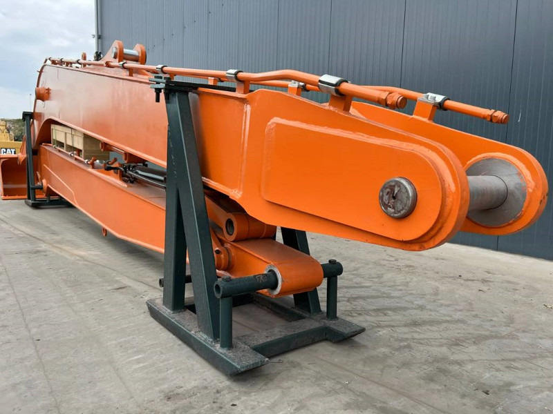 Hitachi ZX220 18m Set Long Reach Equipment - Attachment for Construction machinery: picture 2 Hitachi ZX220 18m Set Long Reach Equipment - Attachment for Construction machinery: picture 2