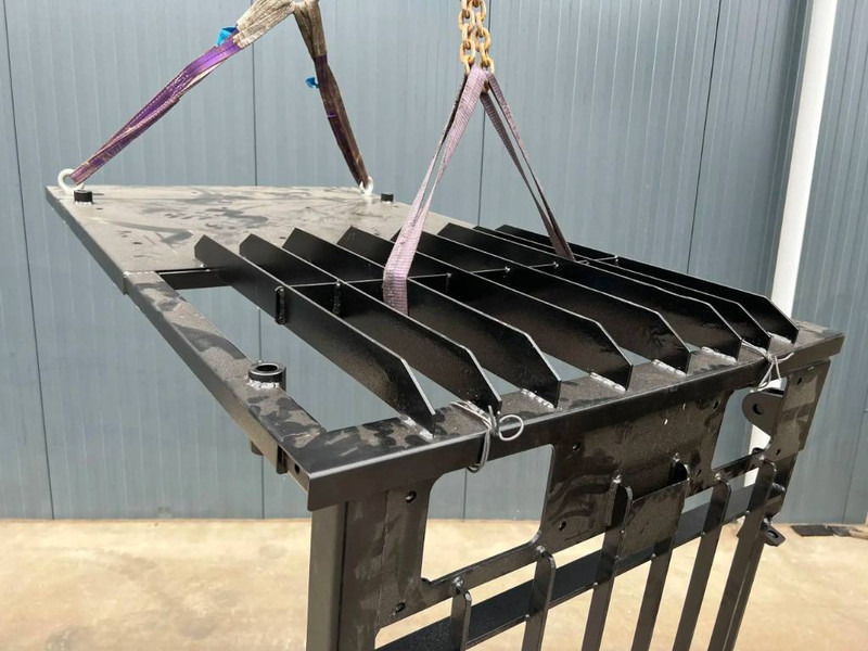 Cat 318C Guard - Cab and interior for Construction machinery: picture 2 Cat 318C Guard - Cab and interior for Construction machinery: picture 2