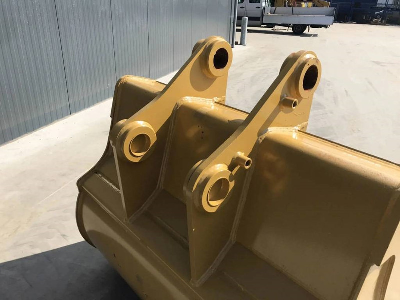 Cat 329D2 - Bucket for Construction machinery: picture 5 Cat 329D2 - Bucket for Construction machinery: picture 5