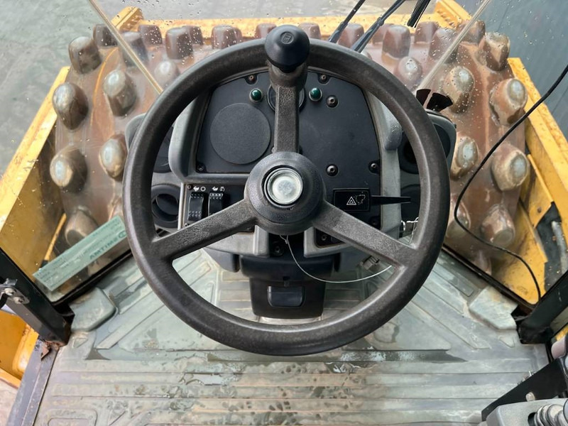 Cat CP76 leasing Cat CP76: picture 12 Cat CP76 leasing Cat CP76: picture 12