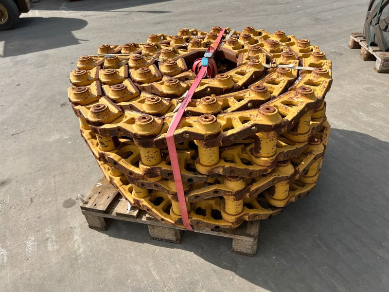 Cat D6H / D6R / D6T - Frame/ Chassis for Construction machinery: picture 4 Cat D6H / D6R / D6T - Frame/ Chassis for Construction machinery: picture 4
