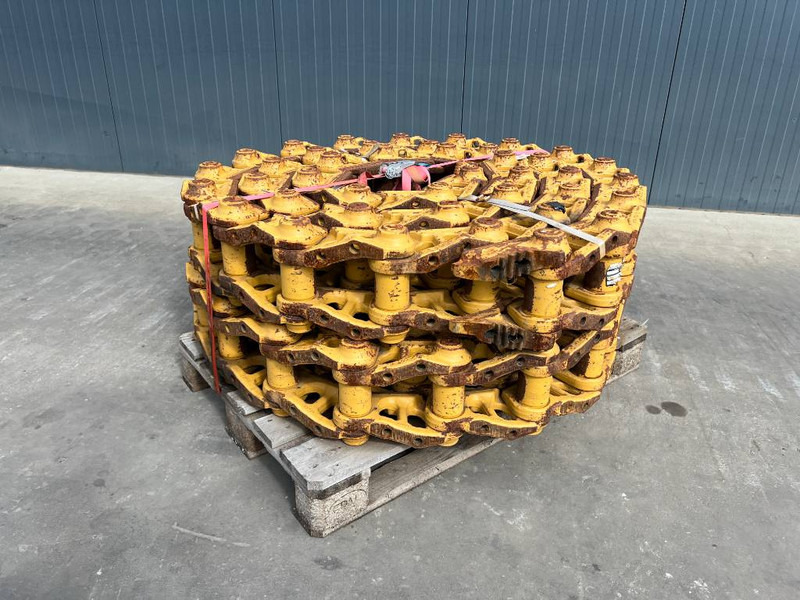 Cat D6H / D6R / D6T - Frame/ Chassis for Construction machinery: picture 1 Cat D6H / D6R / D6T - Frame/ Chassis for Construction machinery: picture 1
