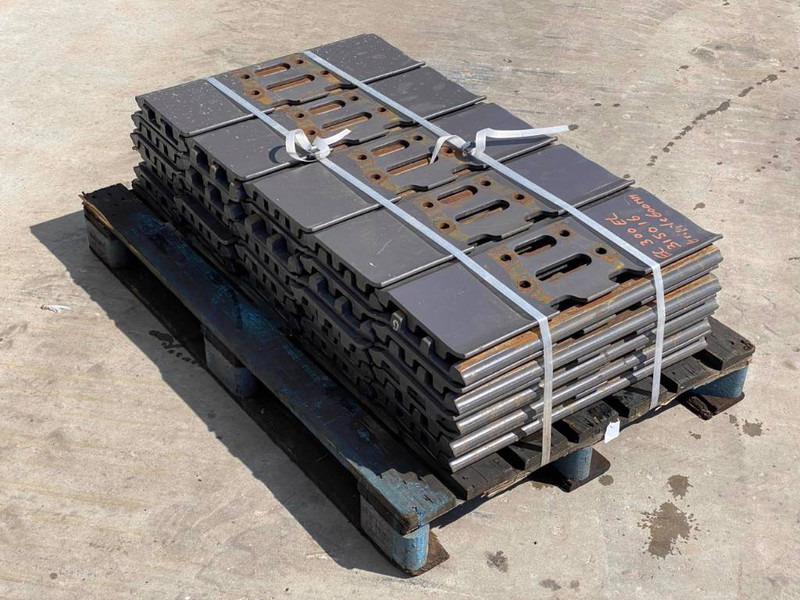 Hitachi EX270 / EX300 / EX310 Shoes/Pads - Frame/ Chassis for Construction machinery: picture 2 Hitachi EX270 / EX300 / EX310 Shoes/Pads - Frame/ Chassis for Construction machinery: picture 2