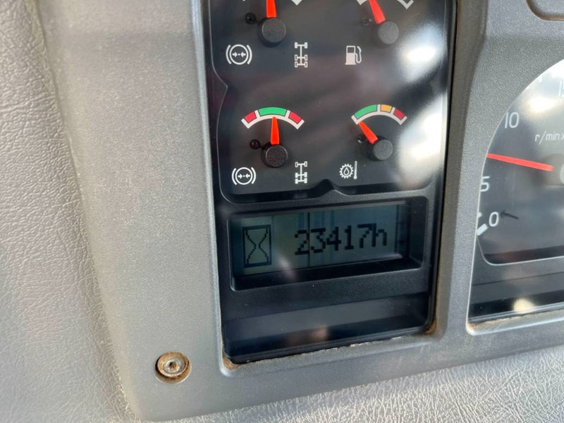 Articulated dumper Volvo A30E: picture 19