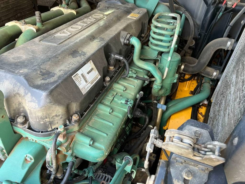 Articulated dumper Volvo A30E: picture 14