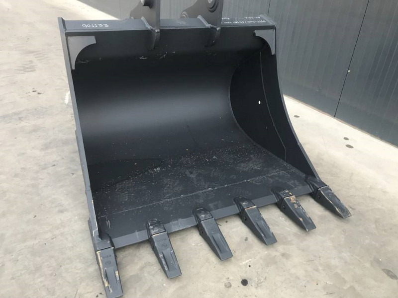 Volvo EC210 - Bucket for Construction machinery: picture 3 Volvo EC210 - Bucket for Construction machinery: picture 3