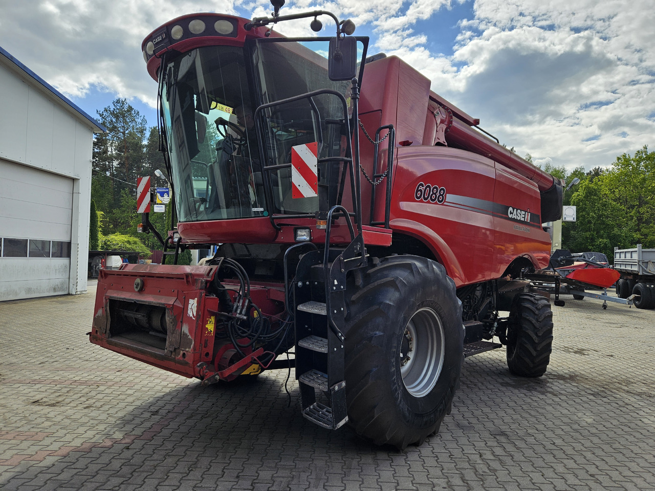 Case 6088 - Combine harvester: picture 1 Case 6088 - Combine harvester: picture 1